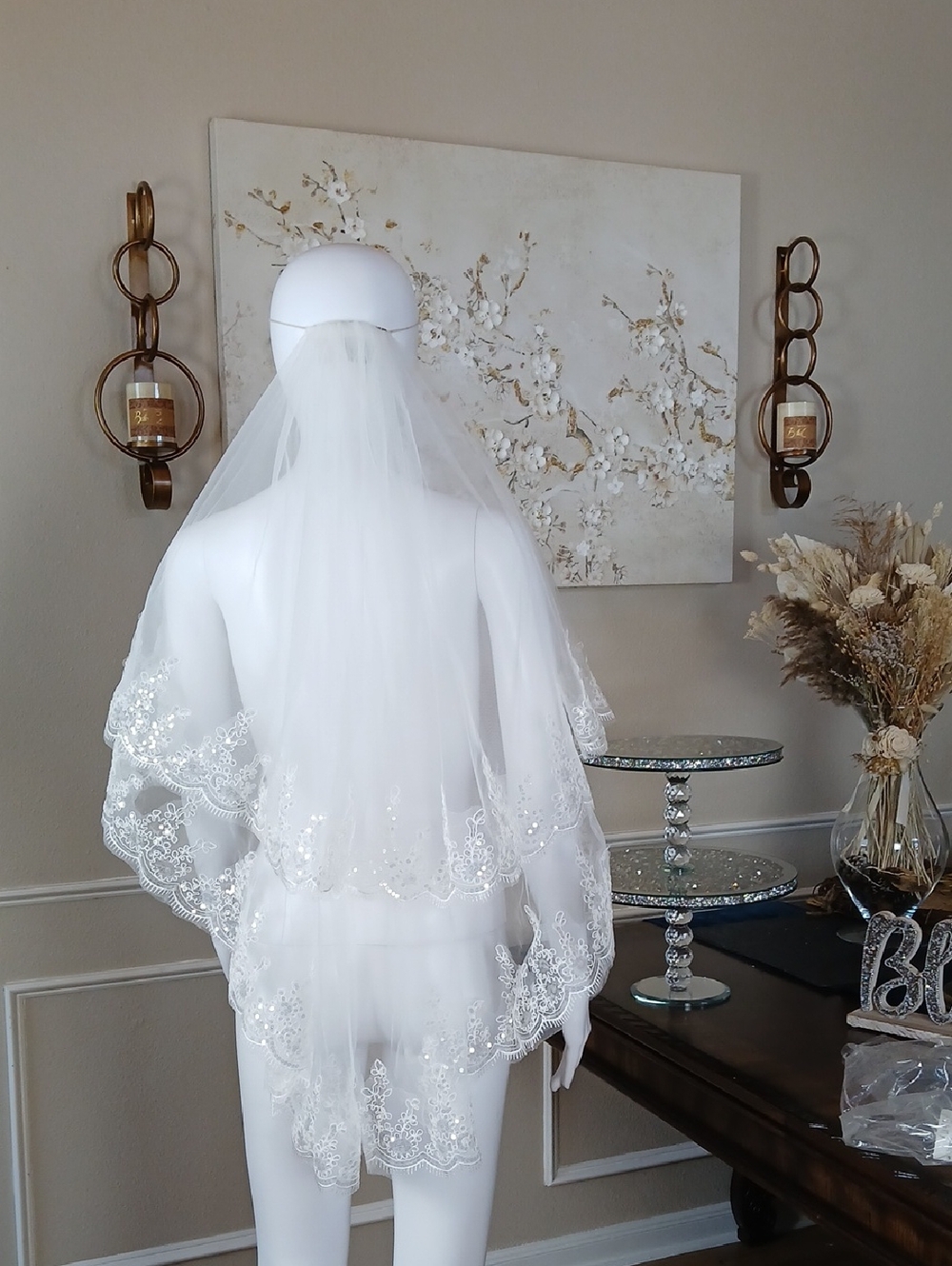 David's Bridal White Two Tier Lace Tulle Embellished Bridal Veil - Picture 8 of 17